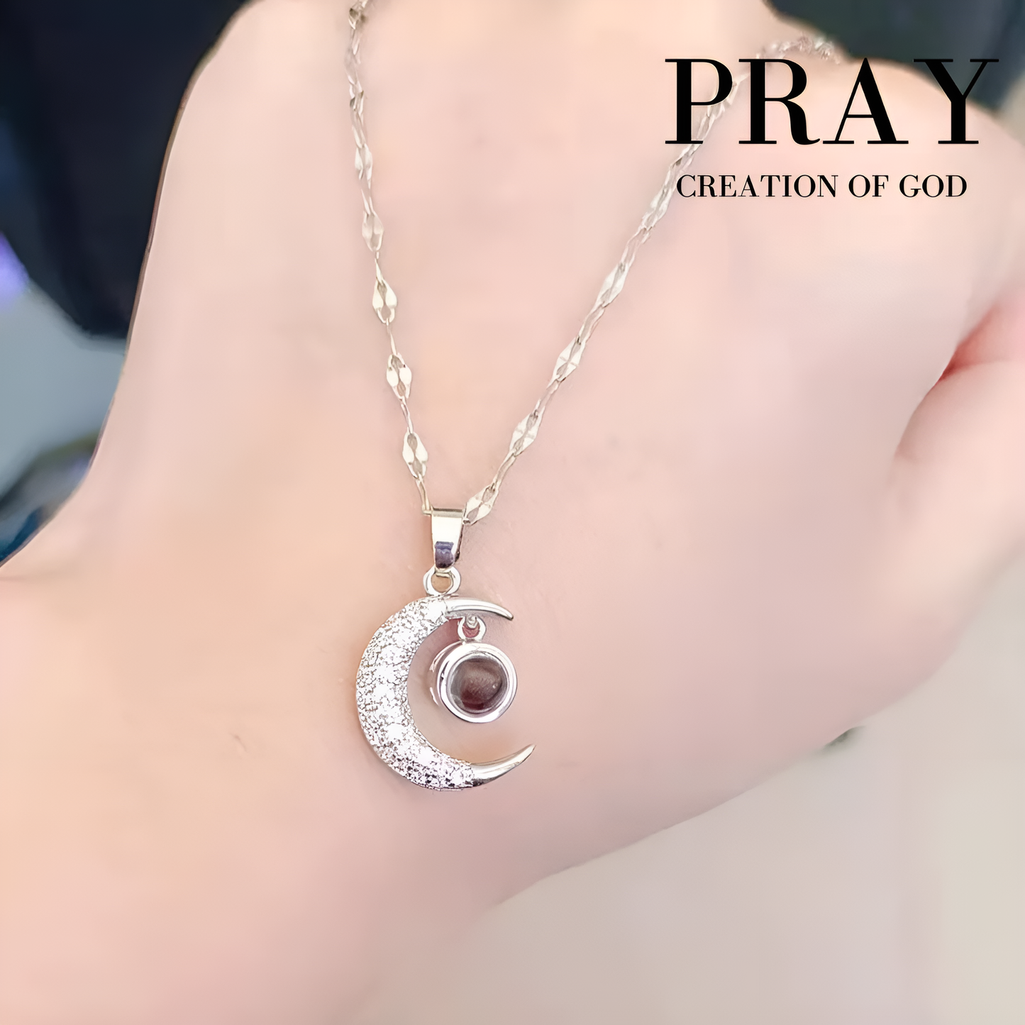 Noor Necklace with Nano Quran